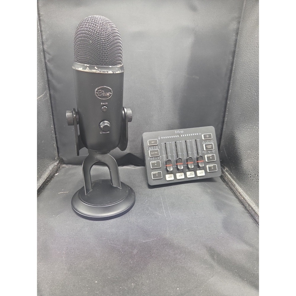 BLUE Mic And Fifine Audio Mixer